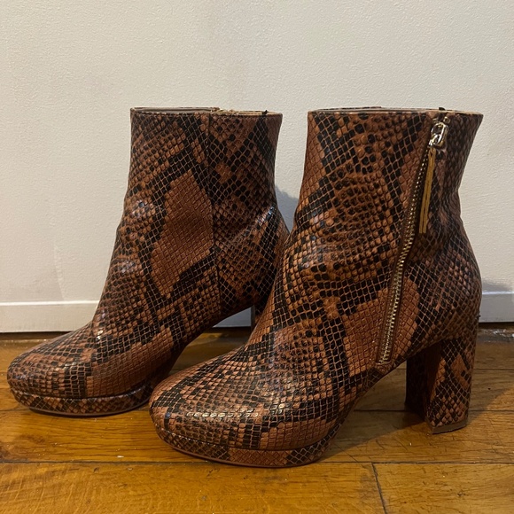 Brown Snakeskin Boots with Chunky Heels - Picture 1 of 5